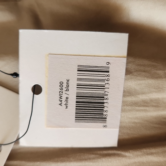 Calvin Klein Infinity Loop Scarf - Picture 6 of 6